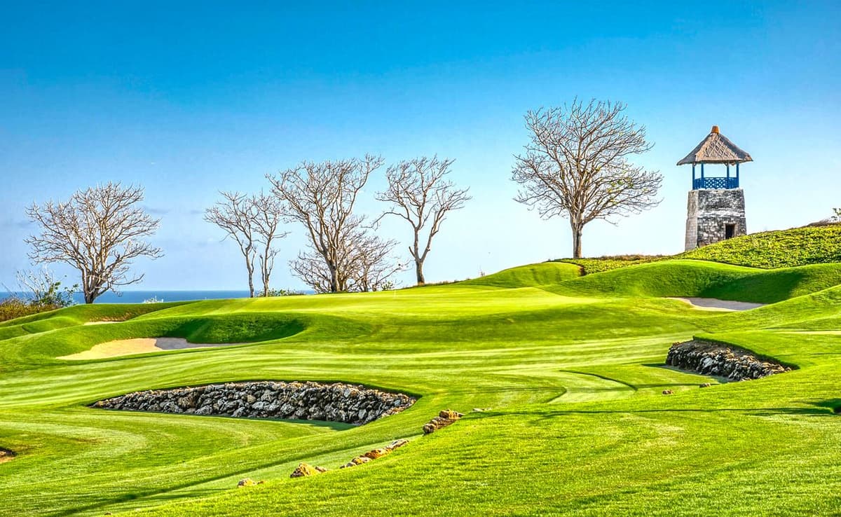 Combo Bukit Pandawa Golf & Country Club & Relaxing Balinese Massage